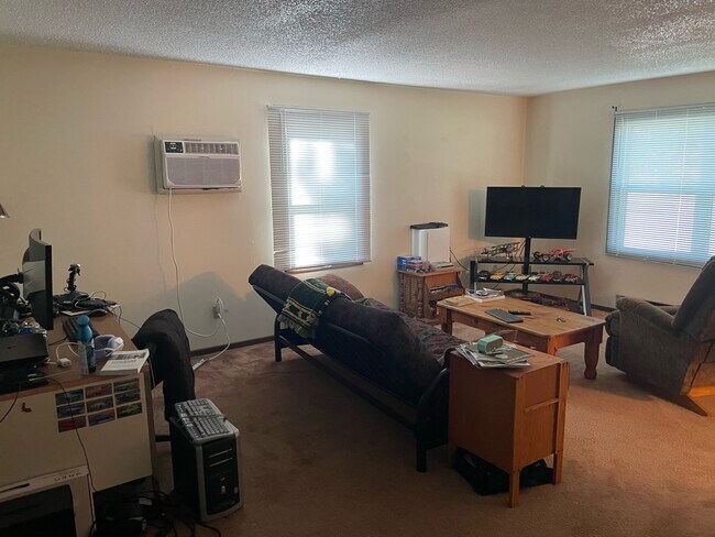 Photo - 2326 Golf Rd