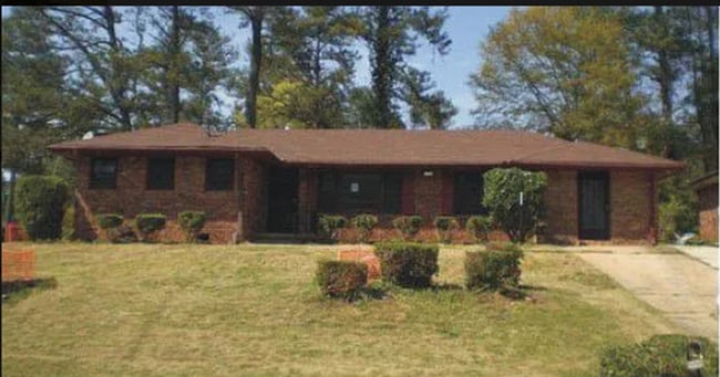 Building Photo - Charming 4 BD 2 BA Home in Prime Decatur Location