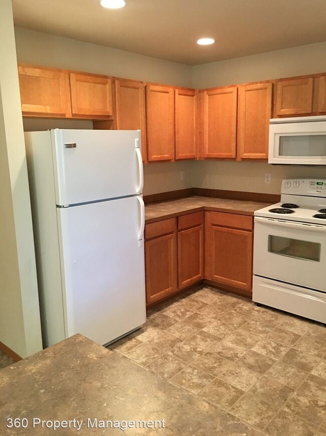 3 br, 2.5 bath House 108 Albion Street Rental House Rental in