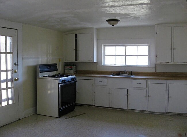 Photo - 15067 Dewberry Ln