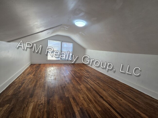 Photo - 4 Bedroom All Brick House