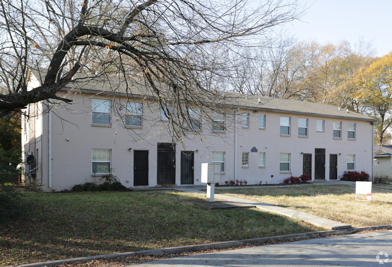 Photo - 260 Elm St NW Apartments