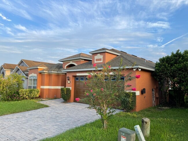 Photo - 120 Old Bridge Cir