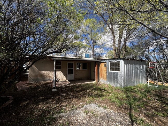 Photo - 409 Maria Ln