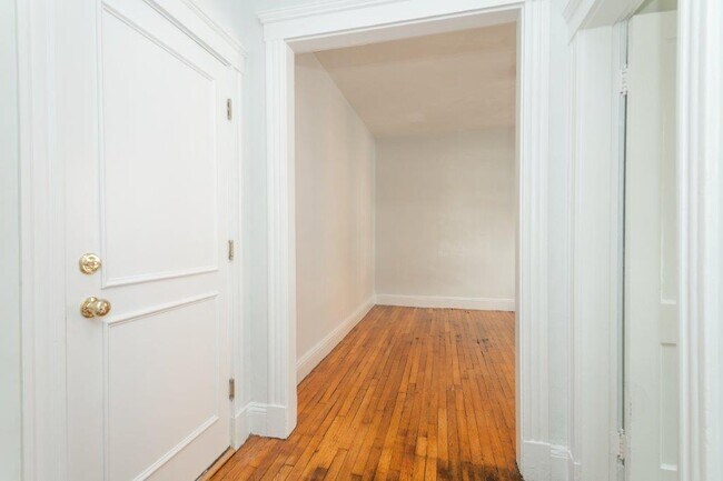 Photo - 49 Worthington St Unit 1