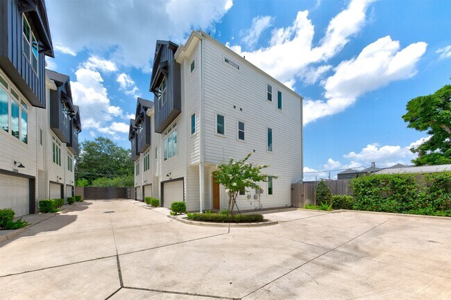 Photo - 1526 Ojeman Rd