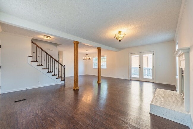 Photo - 348 N Birchwood Dr