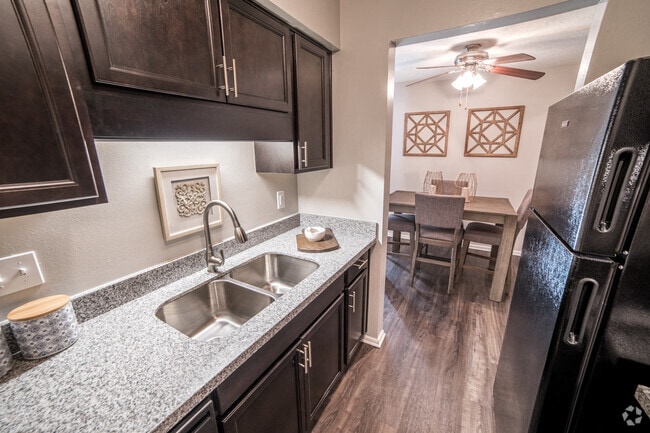 Building Photo - Chelsea Village Rental