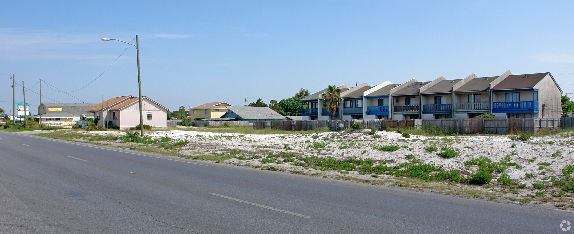 Photo - 8010-8022 Thomas Dr