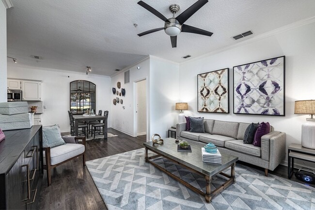 The Rexford at Waterford Lakes