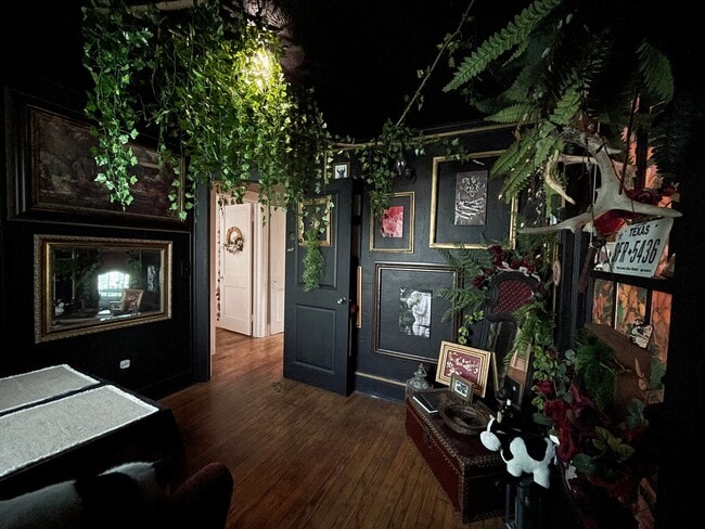 Photo - 1138 Lookout Ave NW