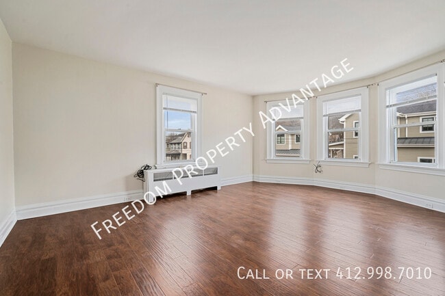 Photo - 413 Peebles St Unit 2