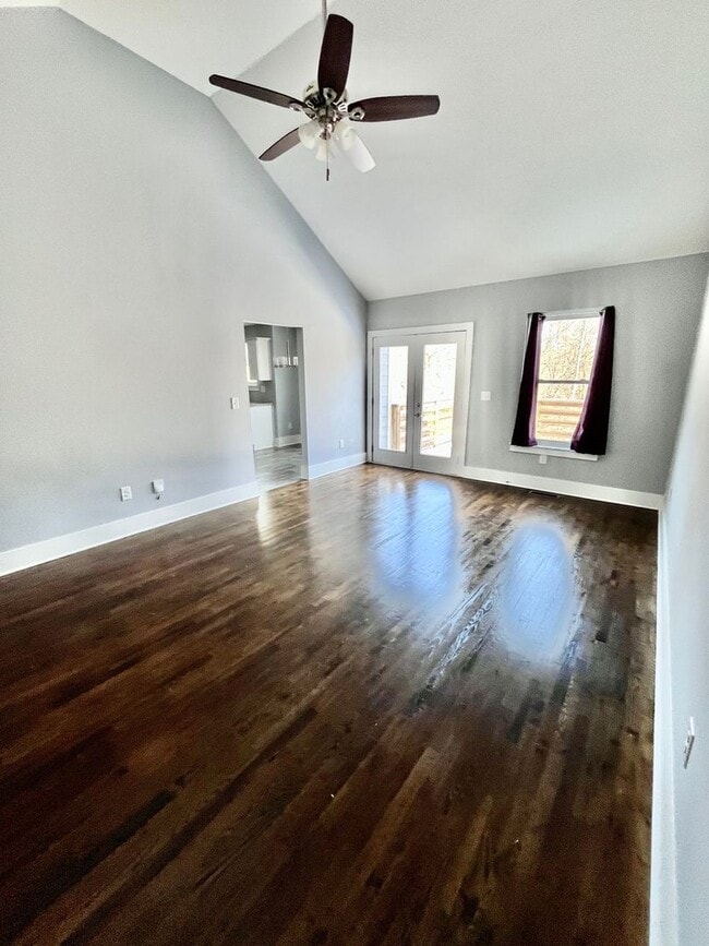 Photo - 509 Hickory Cir