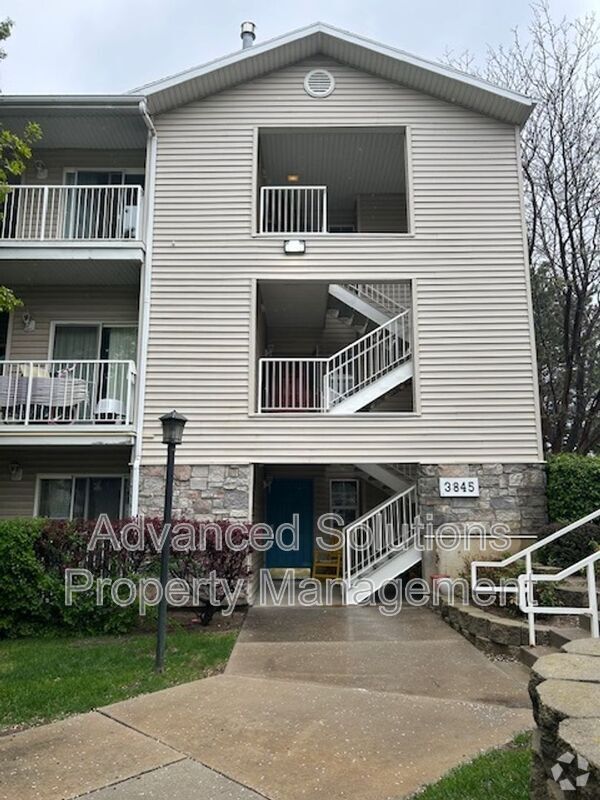 Building Photo - 3845 Canyon River Way Unit #3 Rental