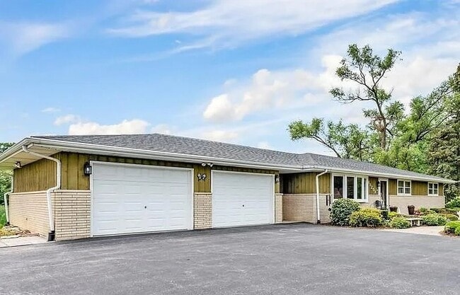 Photo - 11251 158th St