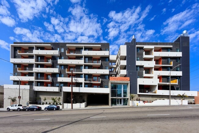 Building Photo - Sora Rental