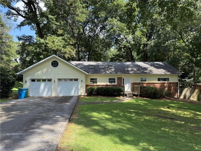 Photo - 3544 Raymond Dr