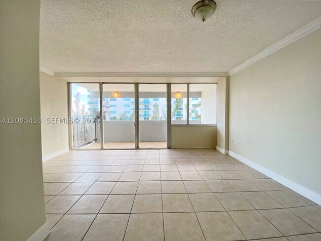 Photo - 7545 E Treasure Dr Unit 3I