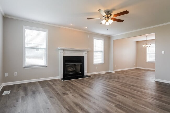 Photo - 2165 Southfort Dr