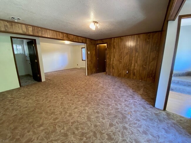 Photo - Great 2 Level Four Bedroom House!