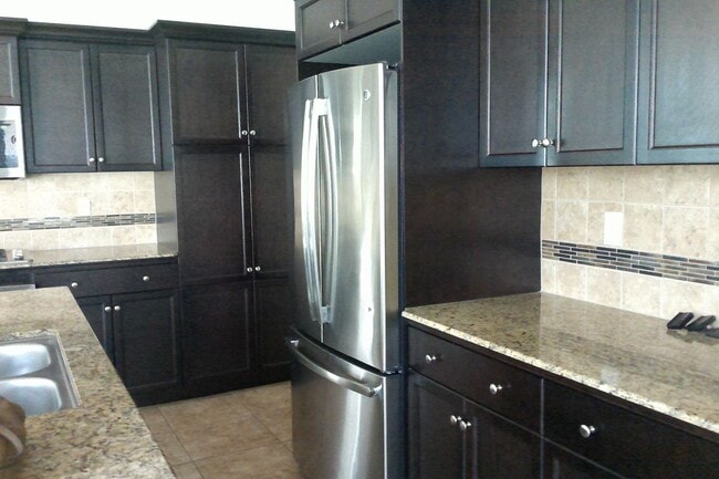 Photo - Beautiful 3 Bedroom 2.75 Bath Home in Harlan Ranch!