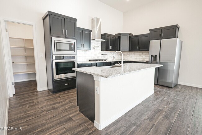 Photo - 13652 Glen Vista Ln