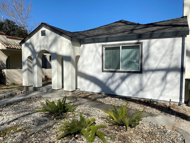 Photo - Beautiful Land Park home with fresh paint and new flooring throughout.