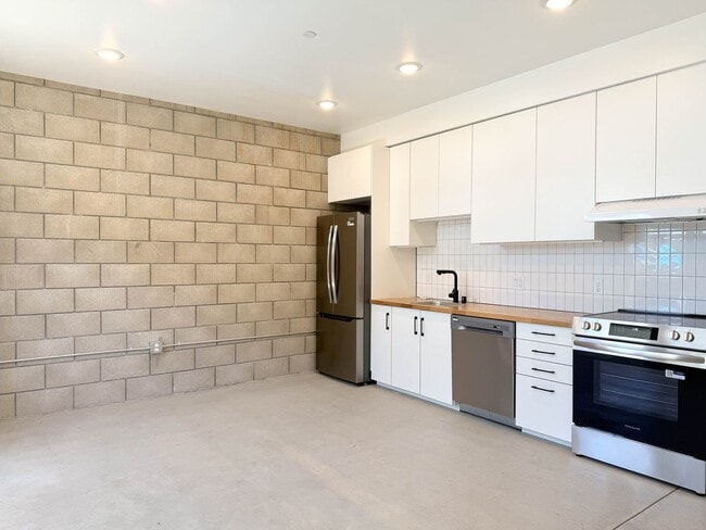 1520 Tyler House