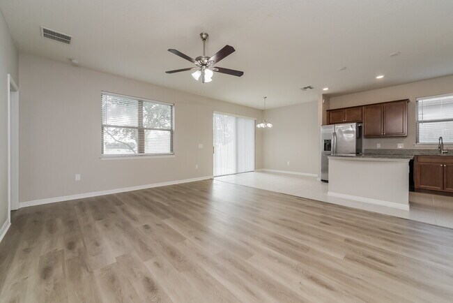 Photo - 1733 Cayman Cove Cir