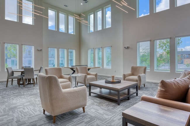 Photo - Sunstone Apartments