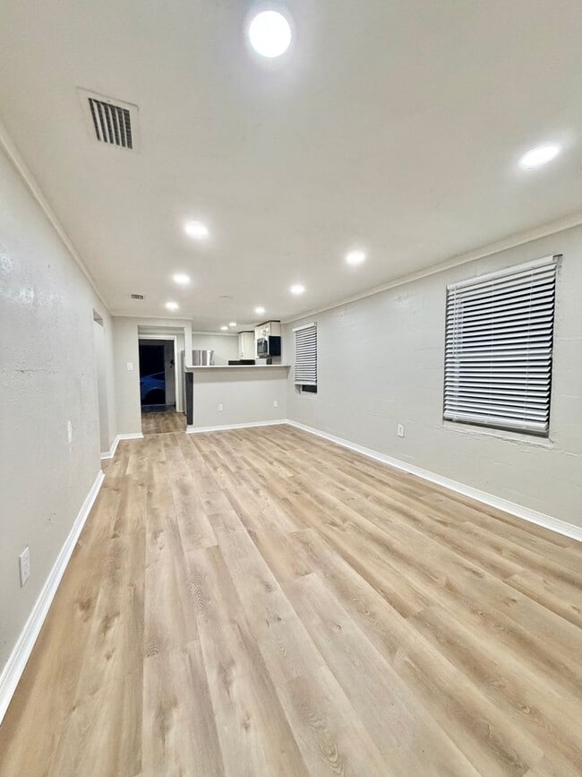 Photo - Super Cute 3/1 Walking Distance to High School and Downtown!