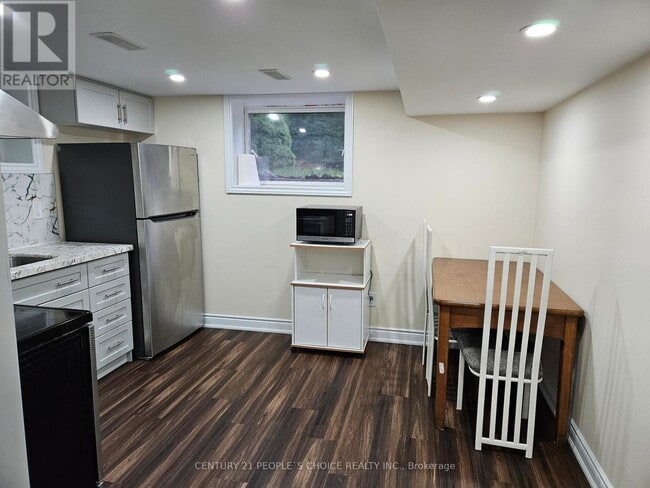 Photo - 46 Appleby Dr