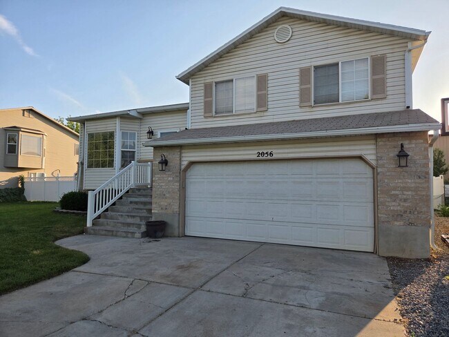 Charming Home in Woods Cross - Ready To Move! - Charming Home in Woods Cross - Ready To Move!