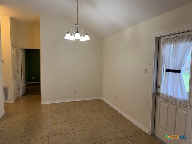 Photo - 8016 Bridgepointe Dr