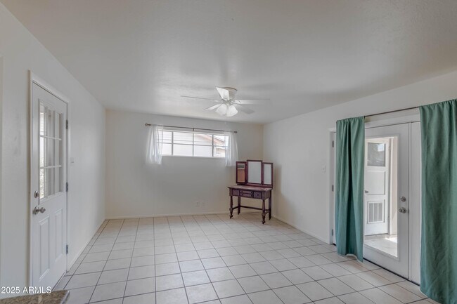 Photo - 7013 E Loma Land Dr