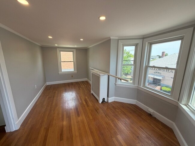 Photo - 19-21 Maple St Unit 3