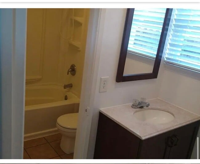 Photo - 205 Elmira Ave