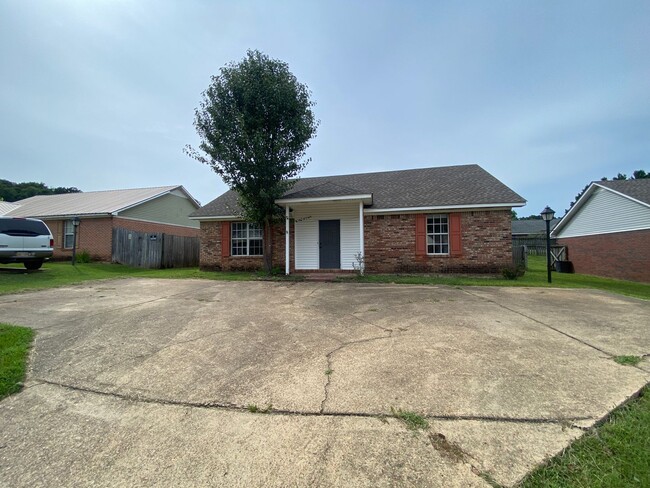 2 bed 2 bath home in Shiloh neighborhood! - 2 bed 2 bath home in Shiloh neighborhood!