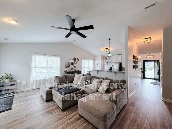 201 Old Colony Pl