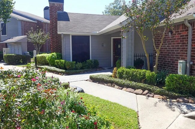 Photo - 24270 FM1314 Unit 219