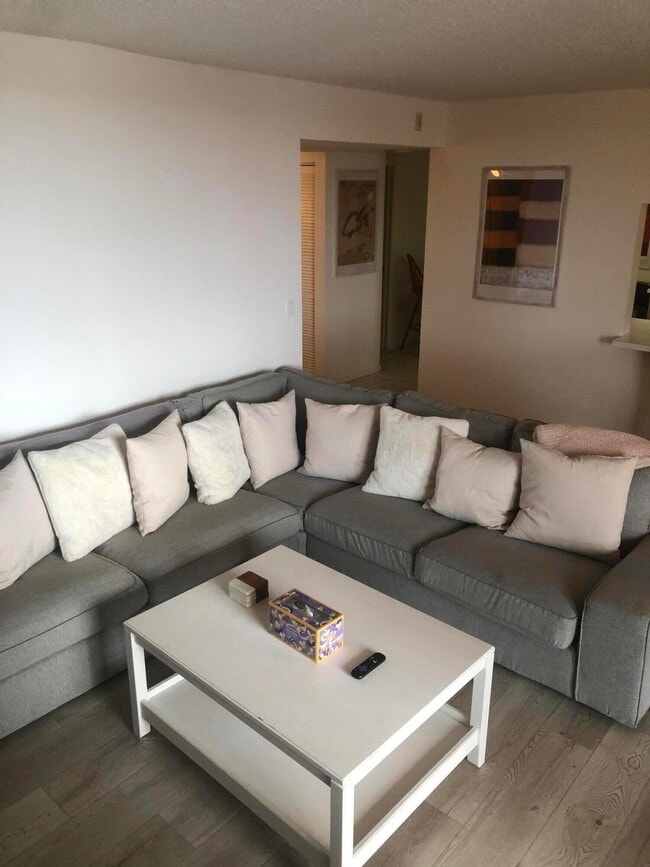 Photo - 750 Egret Cir Unidad 6405