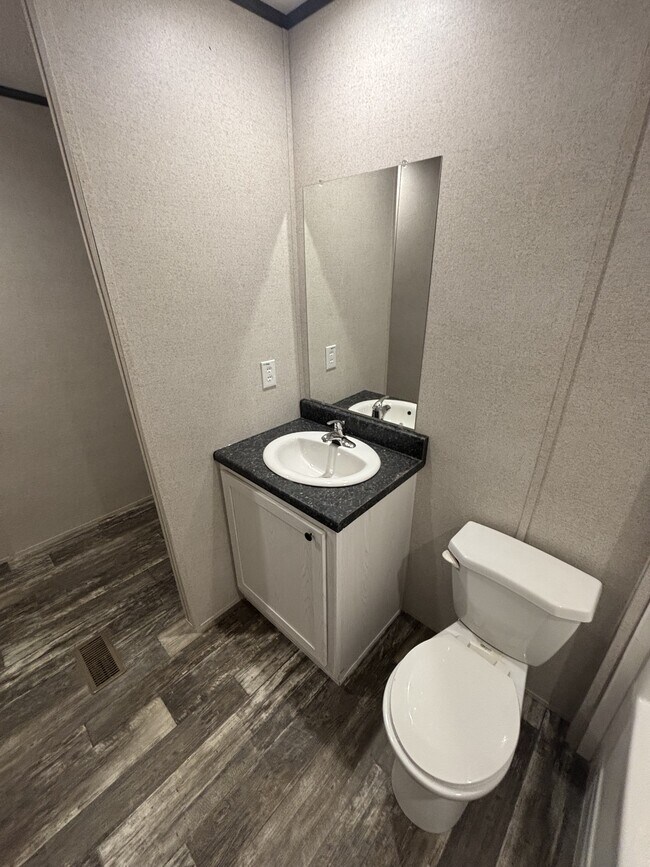 Photo - 300 Ricks Rd