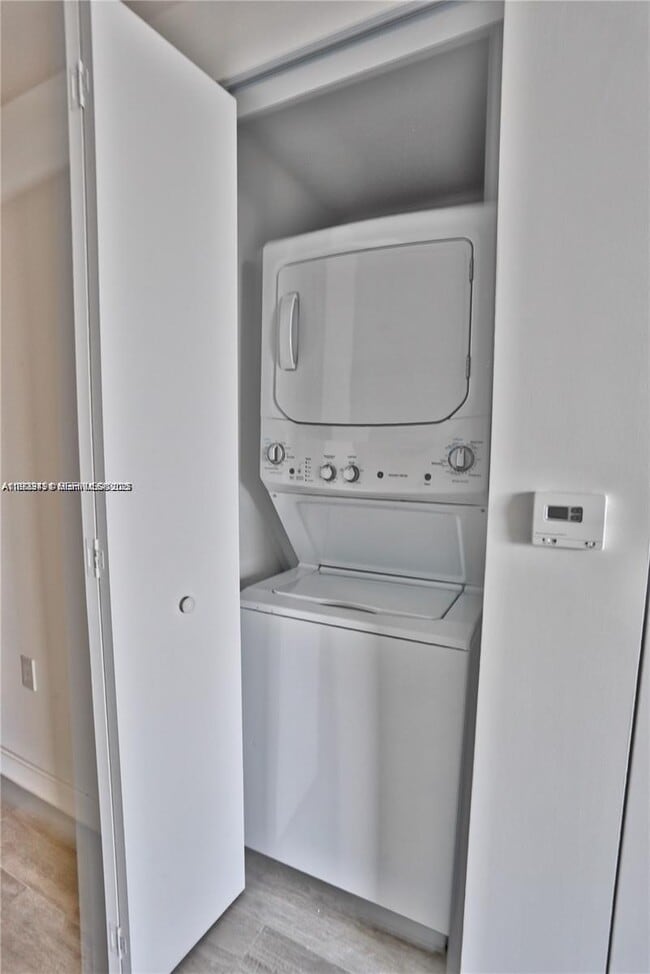 Photo - 55 SW 9th St