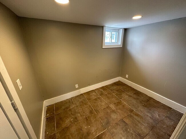 Photo - 1909 W Greenfield Ave. (Duplex) Unit 1909A