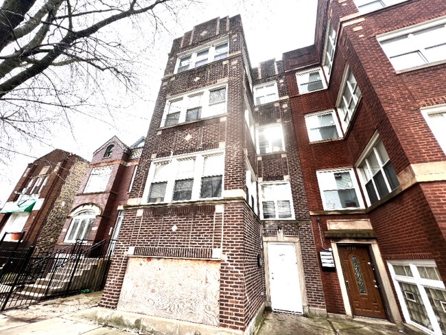 Building Photo - 3911 W 14th St Rental