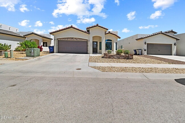 Photo - 14841 Tierra Coruna Ave