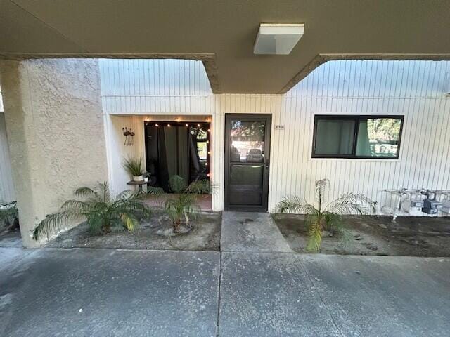 Photo - 685 N Ashurst Ct Unidad 108