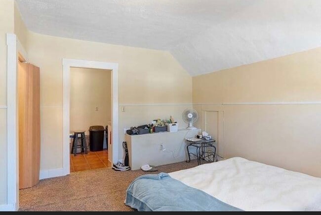 Photo - 87 School St Unit 3