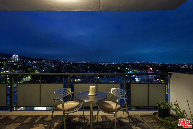 1155 N La Cienega Blvd Unit 908  