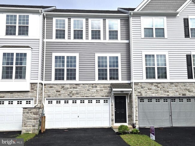 Photo - 123 Case Rd Townhome